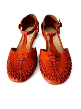 Seychelles Cayenne Woven Leather T-Strap Flats Huarache cognac Sandals Size 10